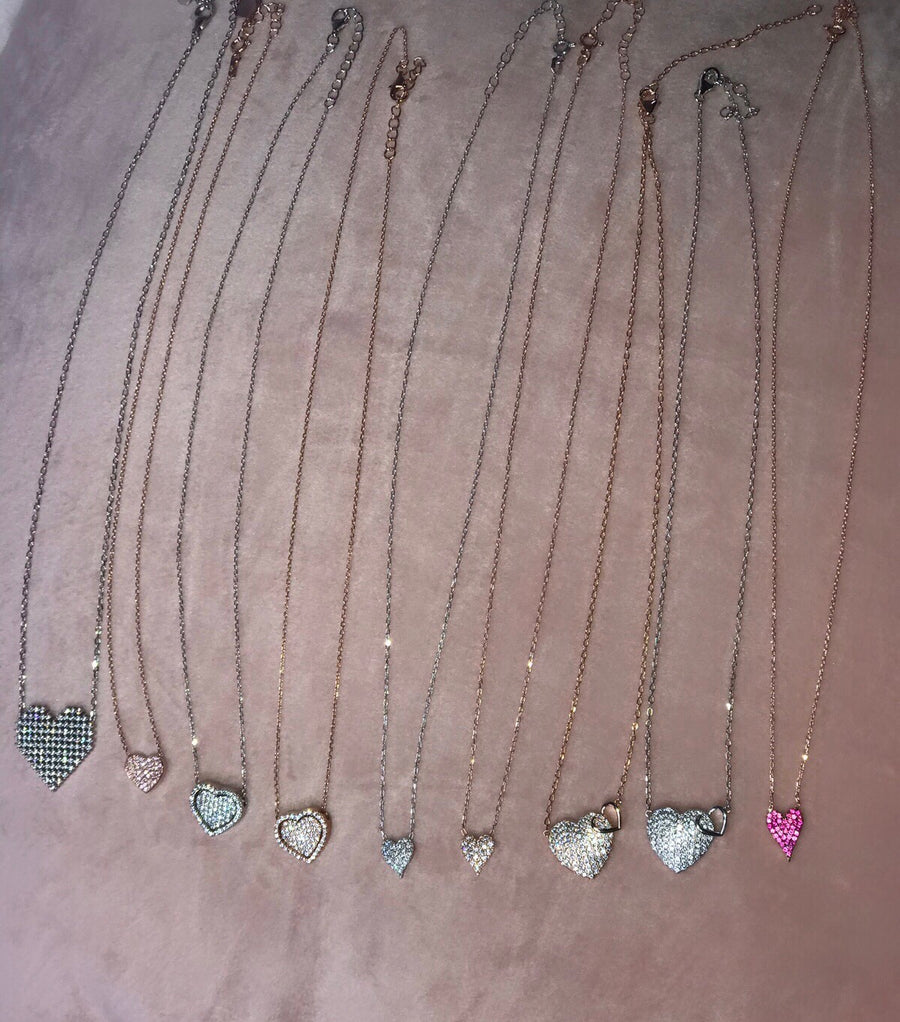 Dainty queens of hearts necklaces
